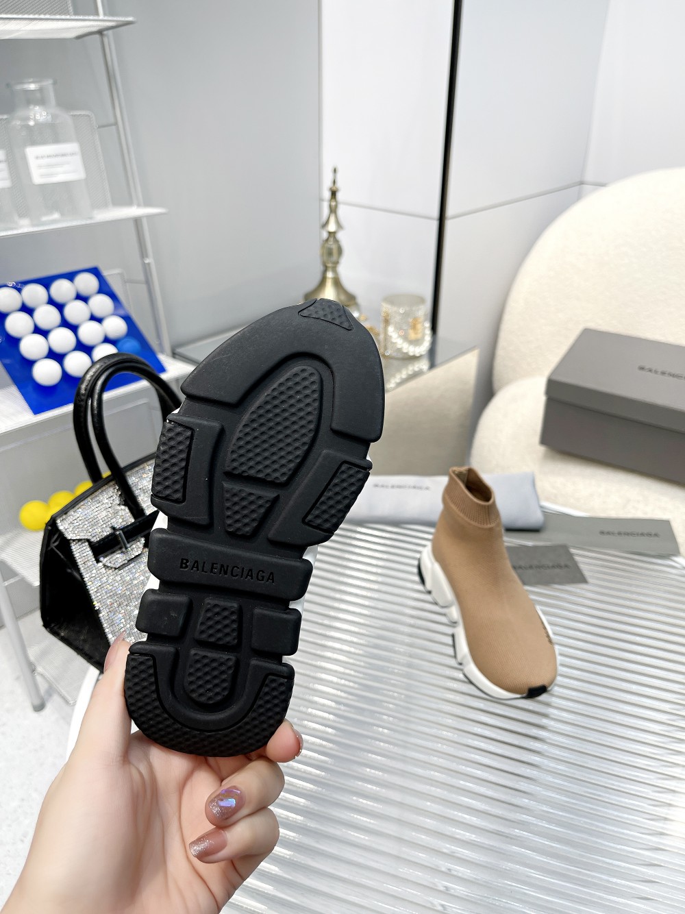 Children's shoes child